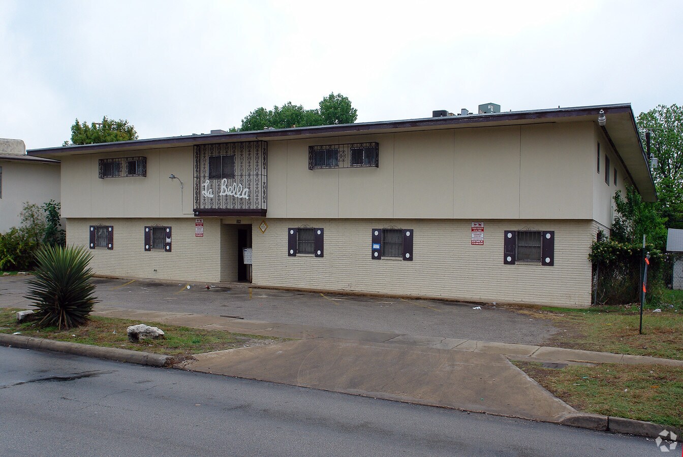 Photo - La Bella Apartments
