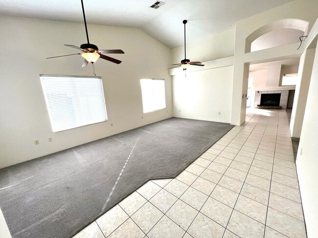 Photo - 3013 Verdugo Ln