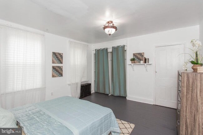 Photo - 1806 Manton St