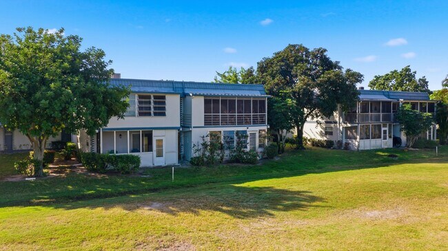 Photo - 374 Tuscany Ln Unit G