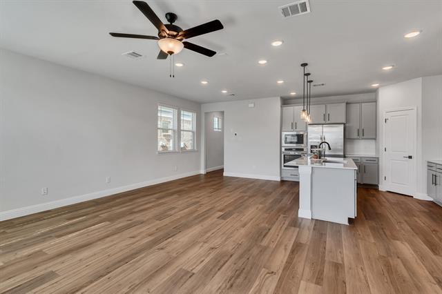 Photo - 1718 Zachary Ave