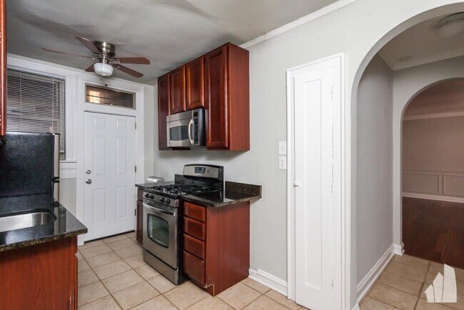 Photo - 0 bedroom in Chicago IL 60657 Unit E1