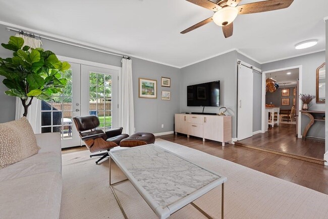 Photo - 2609 Friar Tuck Ln