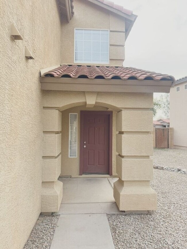 Photo - Large 4Bedrooms- 3Bath Home!!!