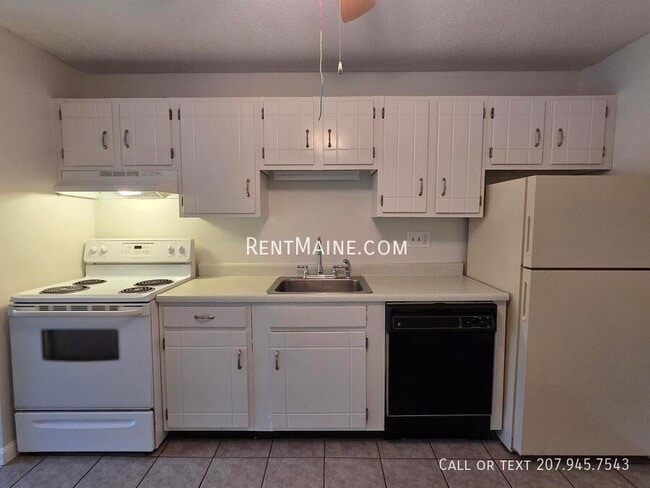 Photo - 10 Tall Pines Dr Unit 3