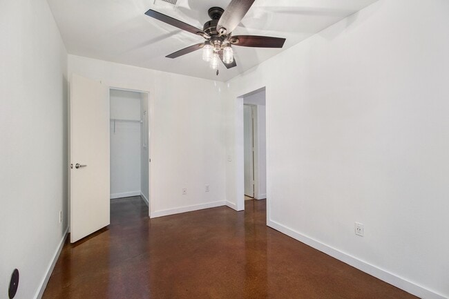 Photo - 2940 Cline St