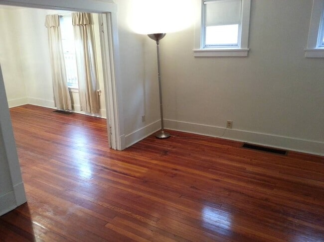 Photo - 1715 Woodmont Ave