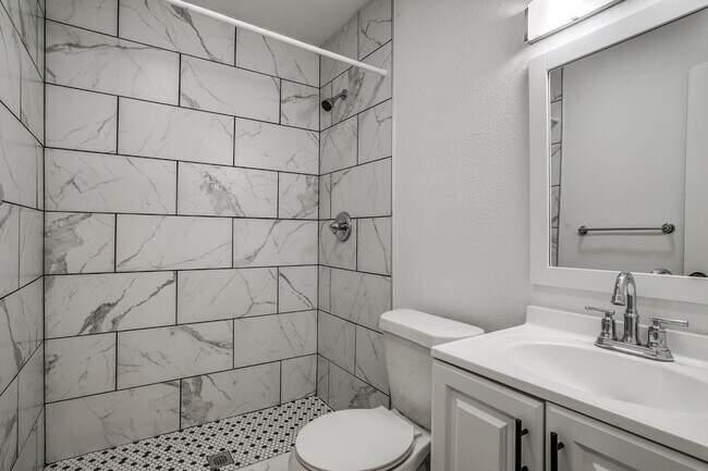 Photo - HYA Live Oak