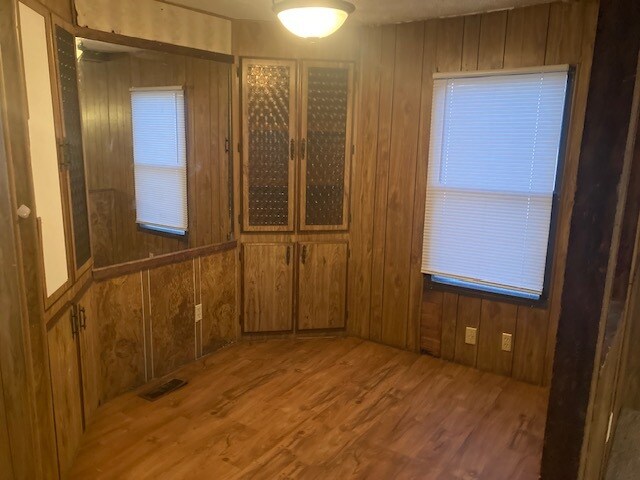 Photo - 2900 Grand Ave