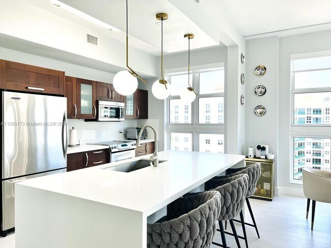 Photo - 19900 E Country Club Dr Unit PH20