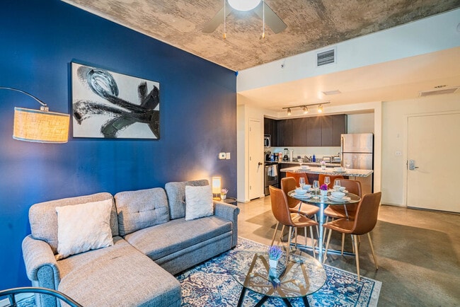 Photo - 810 N 4th St Unit ID1263034P