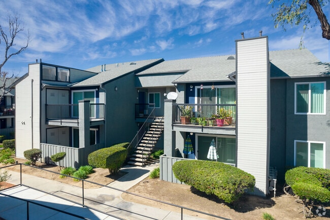 The James Apartments