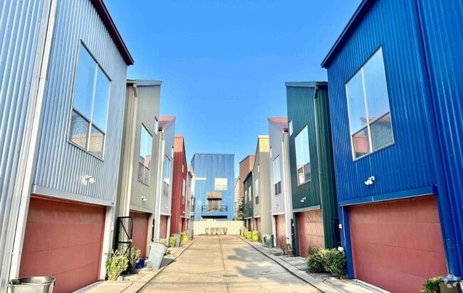 Building Photo - 6965 Ardmore St Rental