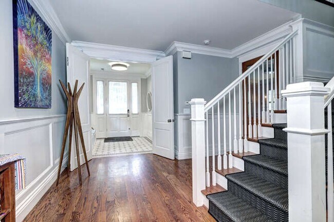 Photo - Beautiful Luxury Home Available in Boulder