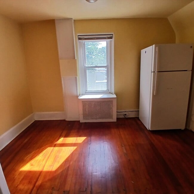 5804 Greene St Unit Third Floor