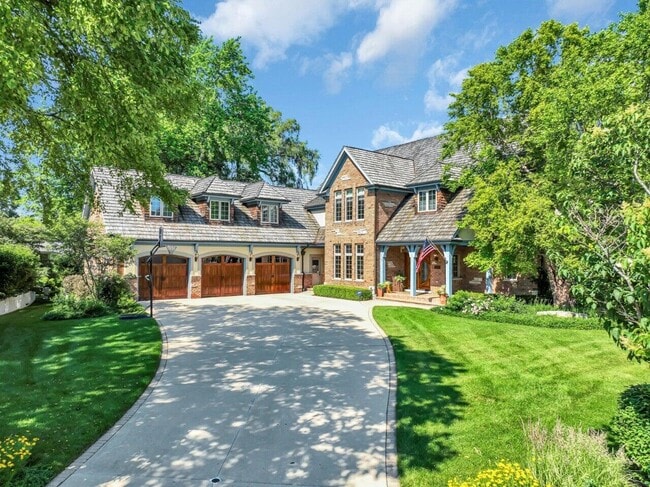 Photo - 106 Michigan Ct