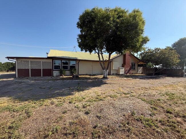 Photo - 8897 Jacobs Ave