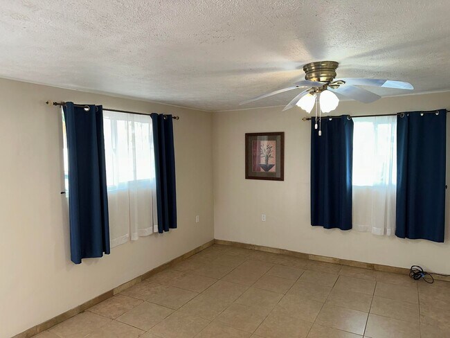 Photo - Waiehu Beach Rd- 2bed/2bath Ohana