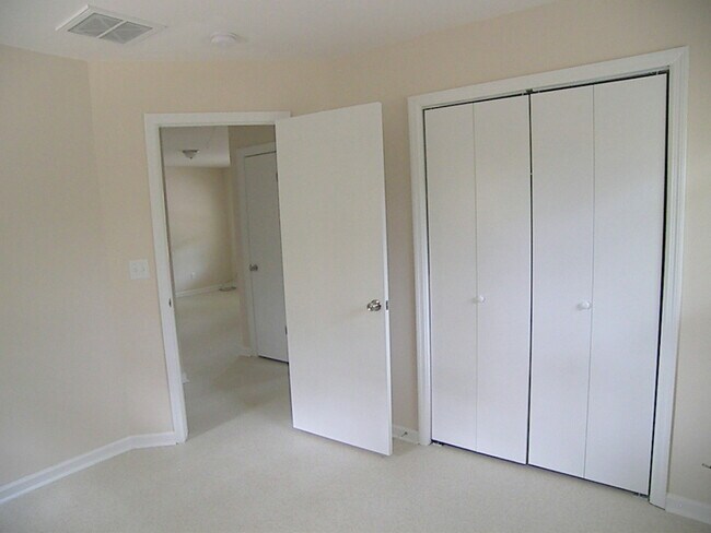 Photo - 7600 E Oakridge Cir
