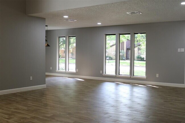 Photo - Beautiful 4-bedroom, 2-bath home