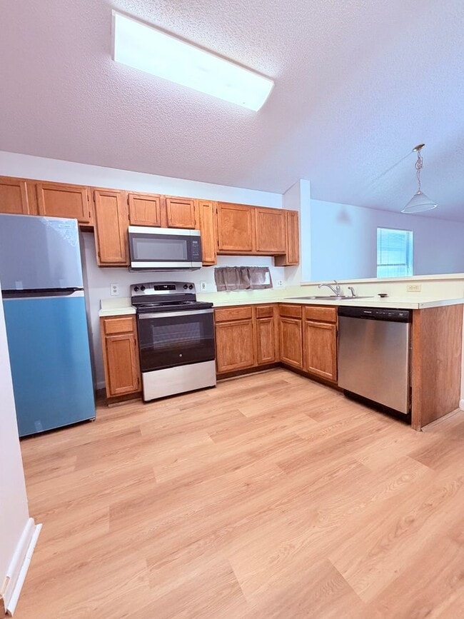 Photo - Charming updated & move in ready!