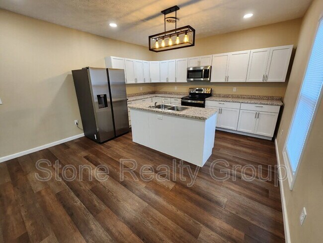 Photo - 1423 Maple Ave Condo Unit B