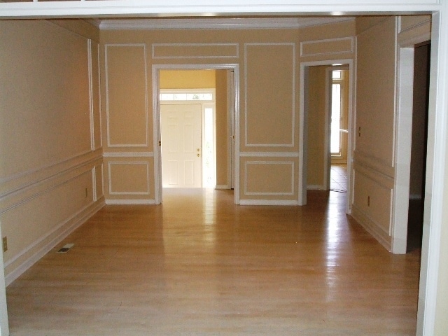 Photo - 2562 Oakwood Trce