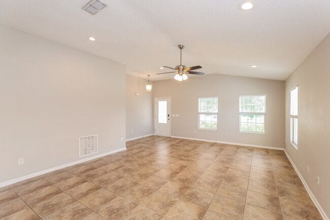 1908 High Prairie Ln