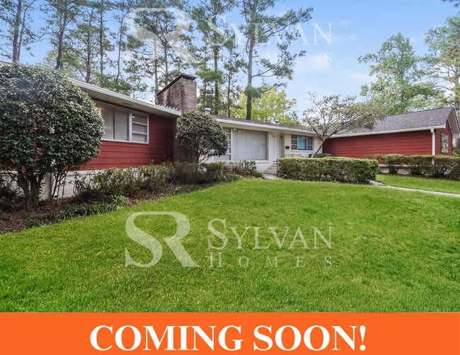 Building Photo - Enjoy one-level living in this 3 bedroom, 2 bathroom ranch-style home