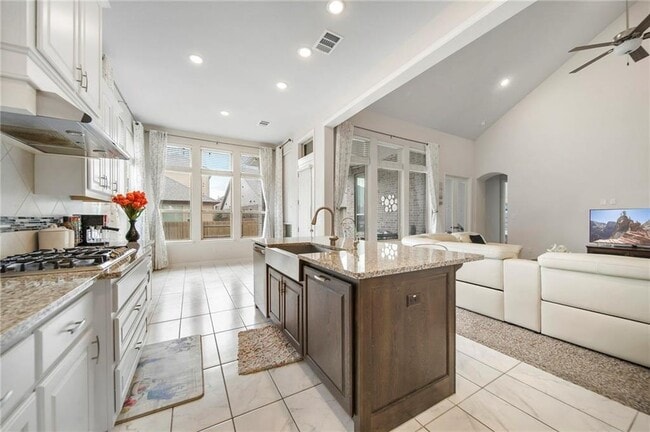 Photo - 253 Fannin Battleground Ln