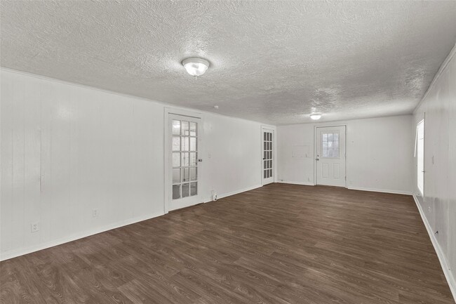 Photo - 8206 Sunflower Dr