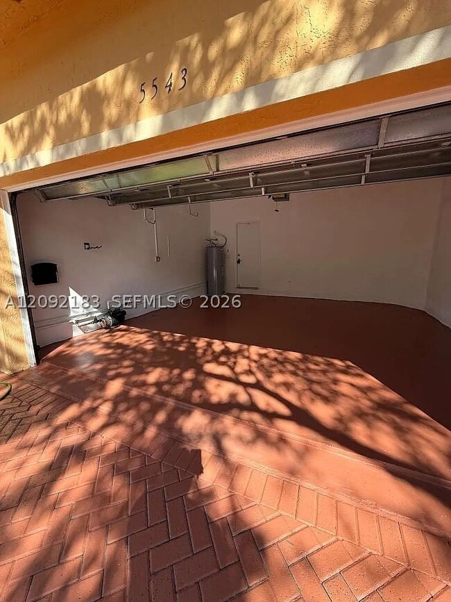 Photo - 5543 NW 112th Pl