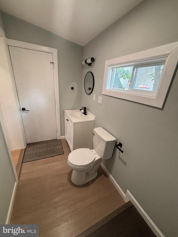 Photo - 2070 E Lippincott St