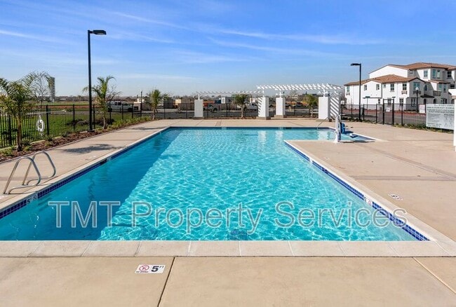 Photo - 4439 Rhone Walk