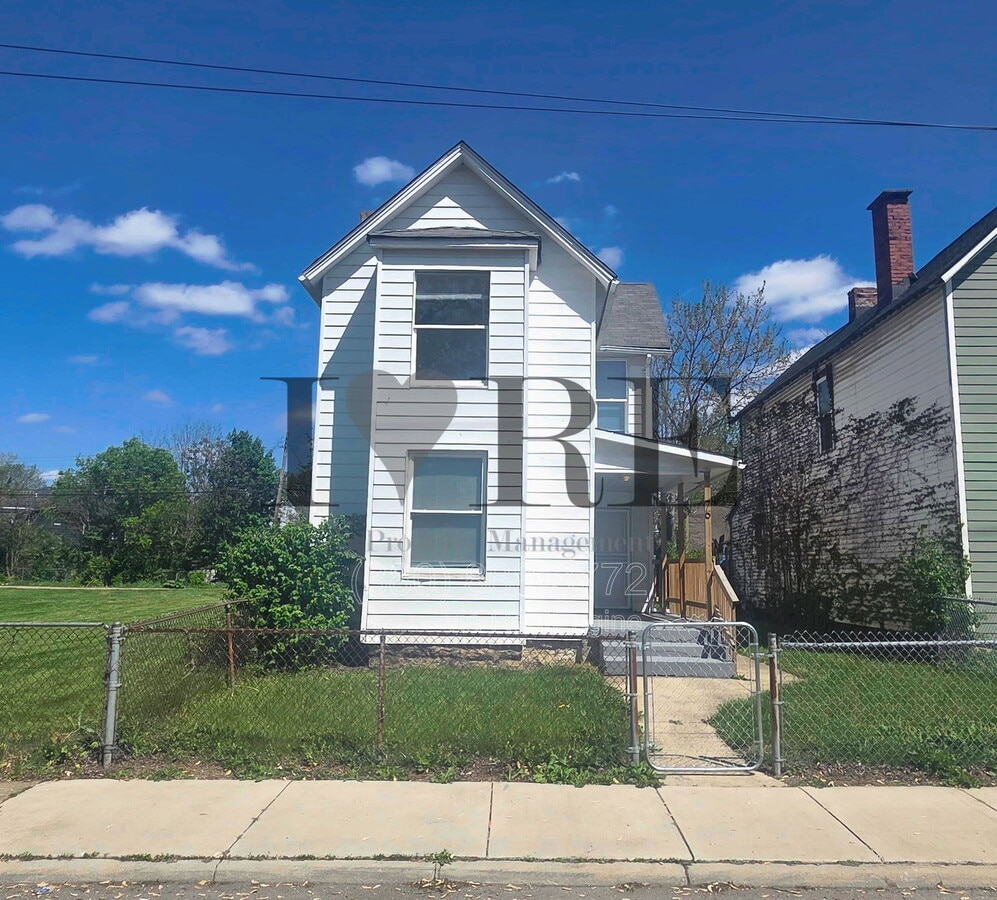 Photo - 76 Rodgers Ave