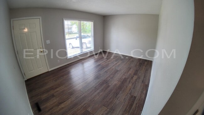 Photo - 5808 Underwood Ave SW