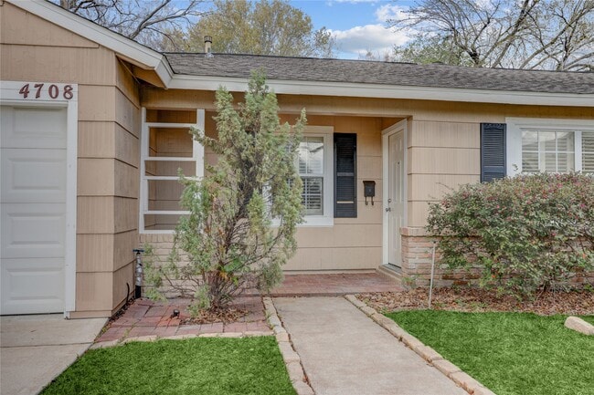 Photo - 4708 Mayfair St