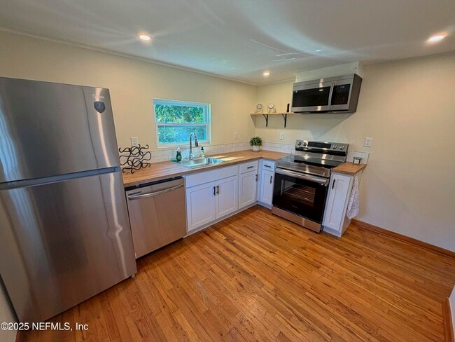 Photo - 5336 Alpha Ave