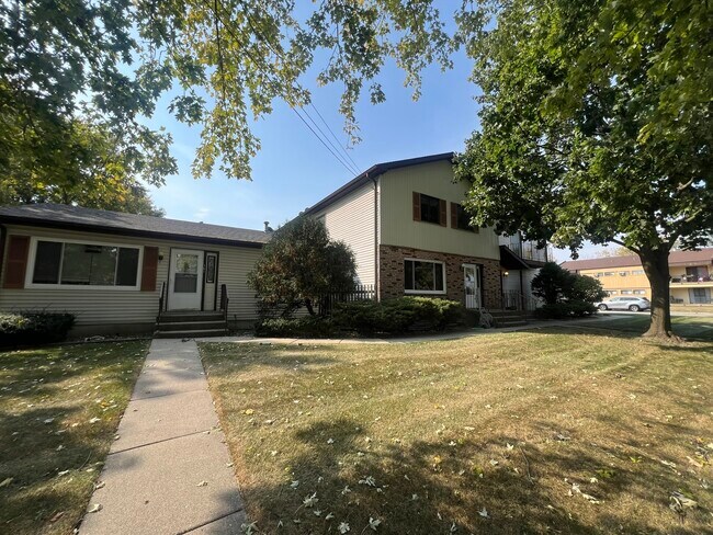 Photo - 763 Washington St Townhome