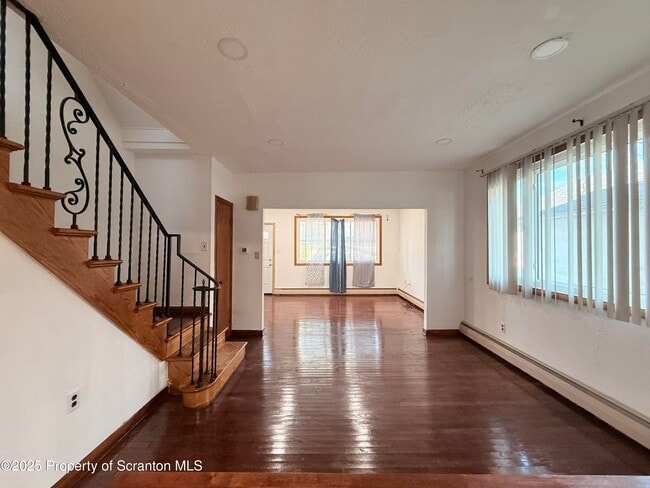 Photo - 1002 E Park Ave