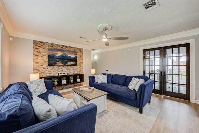 Photo - 1207 Archer St