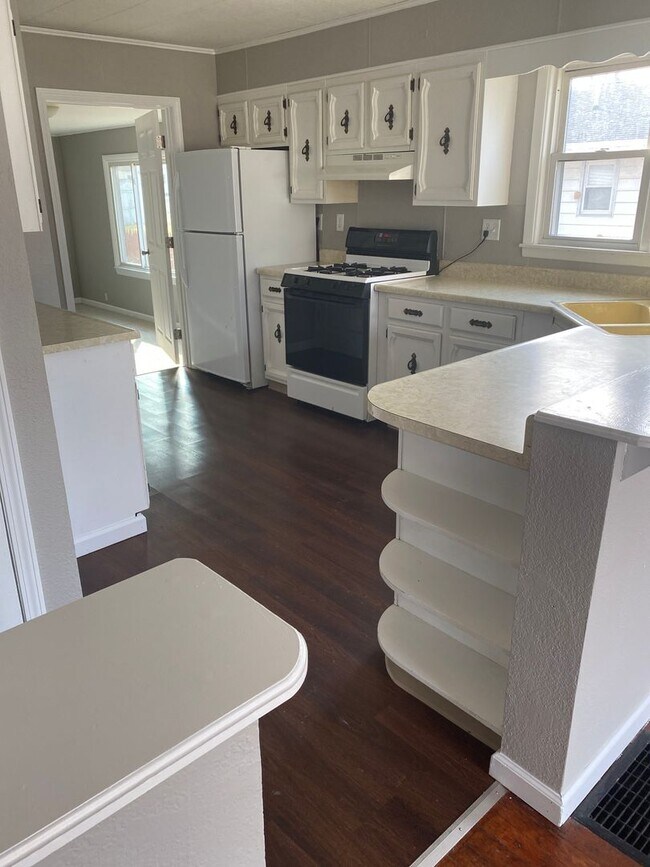 Photo - Three Bedroom House