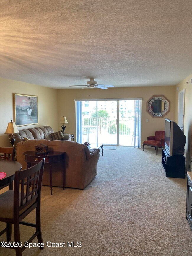 Photo - 8951 Lake Dr