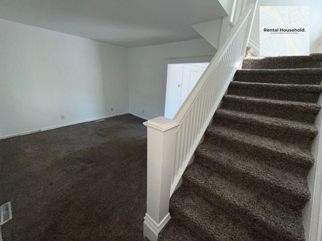 Photo - Adorable & Spacious 3 Bedroom Property-Toledo Ohio