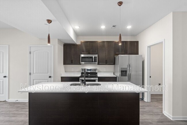 Photo - 204-C-204 E Johnson Cir