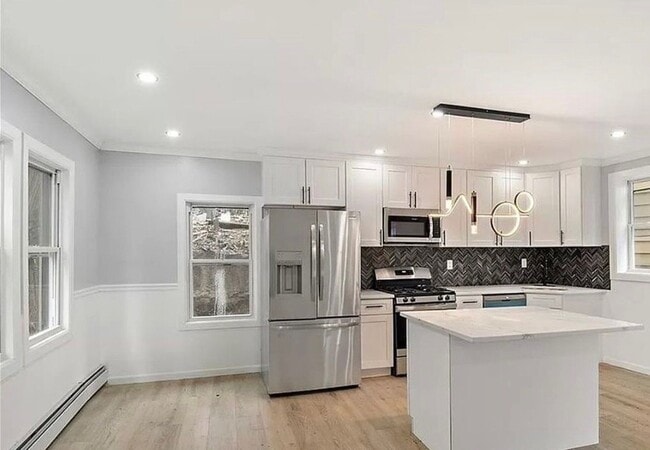 Photo - 2307 W Freeway Ln