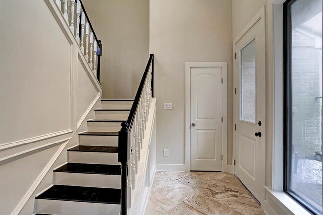Photo - 15747 Tanya Cir