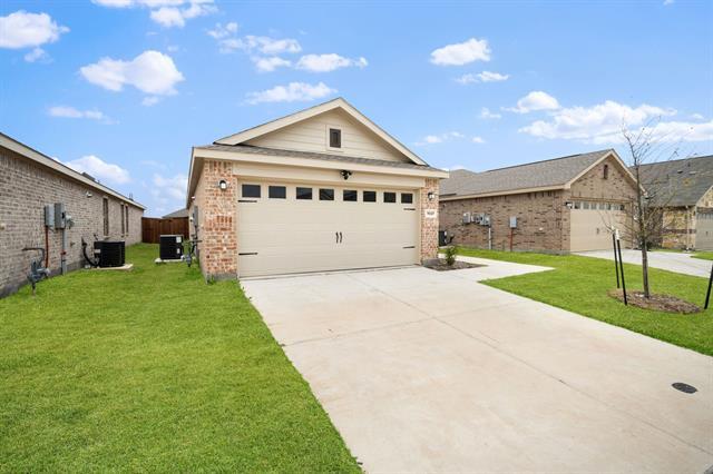 Photo - 3037 Ashbrook Ln