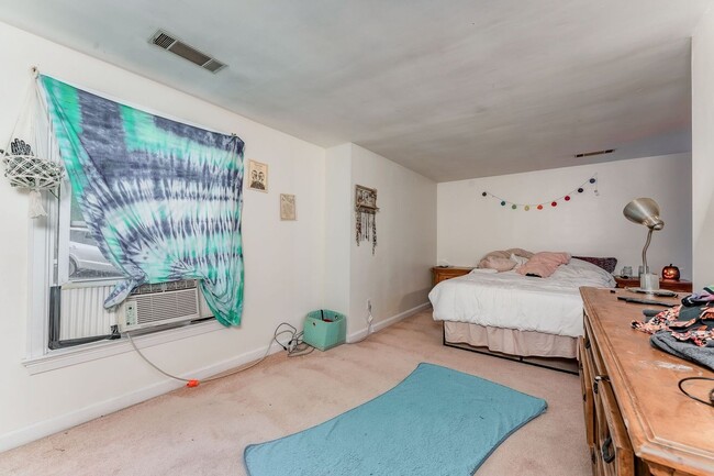 Photo - 759 Snider St