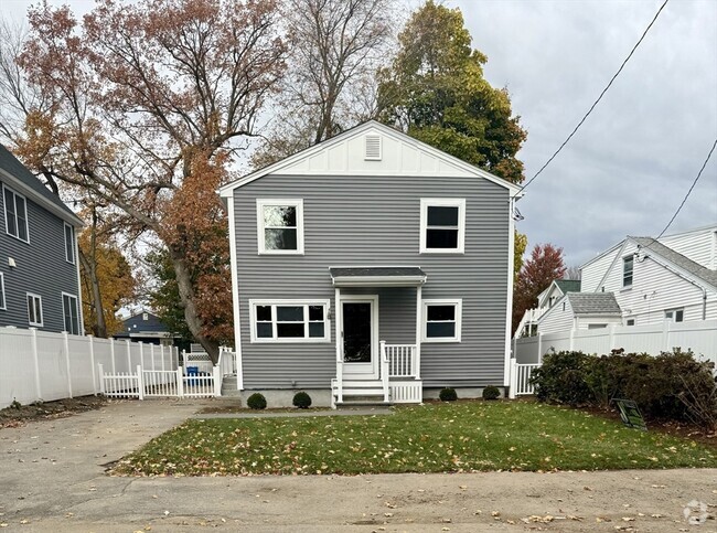 Building Photo - 70 Seminole Ave Rental